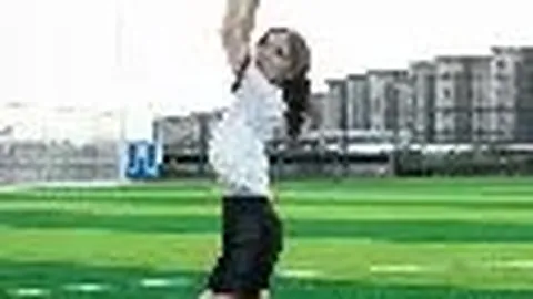 揭秘曼联新锐B费：提前联络前队友，承诺温暖照顾我的秘密行动！